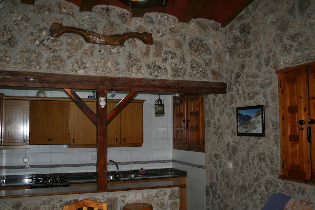 Casas Rurales Los Enebros نيربيو الغرفة الصورة