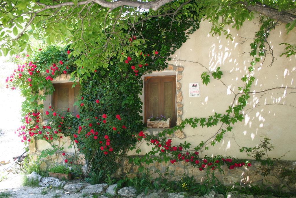 Casas Rurales Los Enebros نيربيو المظهر الخارجي الصورة